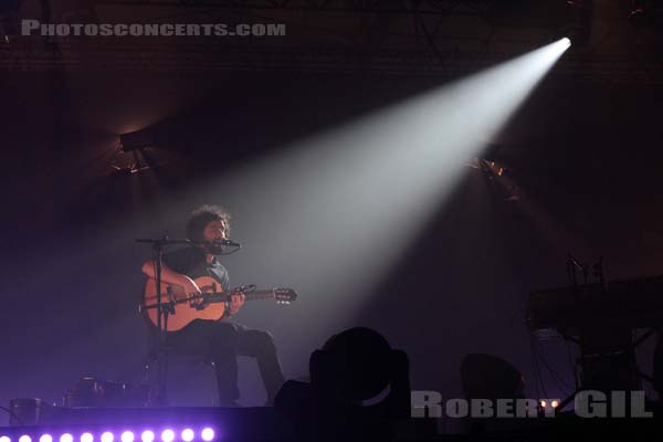 JOSE GONZALEZ - 2014-11-01 - PARIS - Grande Halle de La Villette - 